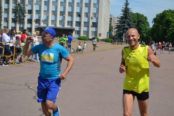 Хмельницький біжить: шукайте себе на фото, фото №63 на сайті vsim.ua