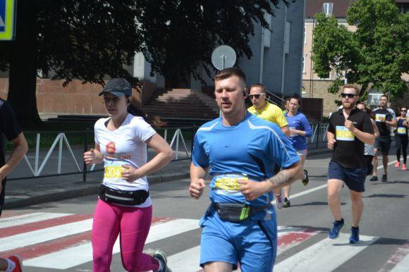 Хмельницький біжить: шукайте себе на фото, фото №52 на сайті vsim.ua