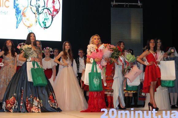 "СтудМіс Тернопільщини 2018" стала Христина Куліковська з медуніверситету, фото №6 на сайті 20minut.ua