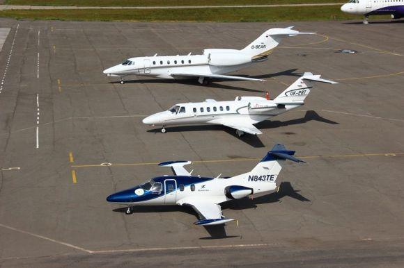 Новини Вінниці - фото з Рекордний день аеропорту «Вінниця»: крім регулярних рейсів, зустрічали ще й футбольних фанів Рекордний день аеропорту «Вінниця»: крім регулярних рейсів, зустрічали ще й футбольних фанів, фото №3 на сайті 20minut.ua