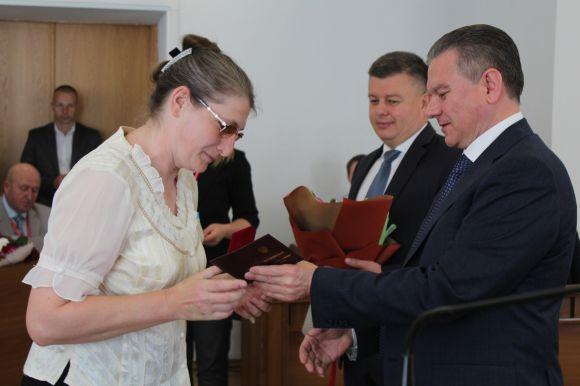 Новини Вінниці - фото з Гроші на школи, музей Вінниці та земля для велопрокату. Огляд рішень сесії міськради Гроші на школи, музей Вінниці та земля для велопрокату. Огляд рішень сесії міськради, фото №1 на сайті 20minut.ua