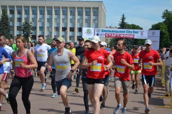 Хмельницький біжить: шукайте себе на фото, фото №47 на сайті vsim.ua