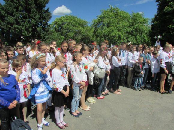На Вознесіння вдягнули вишиванку (оновлено фото + відео), фото №34 на сайті 20minut.ua
