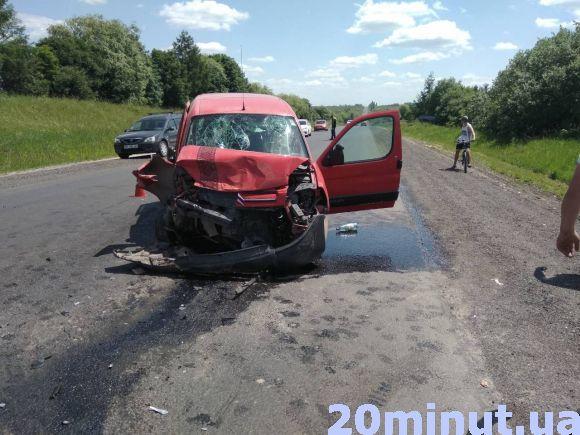 В аварії на Зборівщині на Зелені свята покалічились шестеро. З них двоє – діти, фото №5 на сайті 20minut.ua