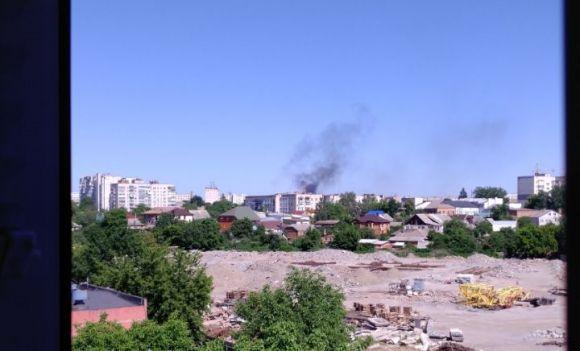 Новини Вінниці - фото з На Тяжилові стовп чорного диму: що горить? На Тяжилові стовп чорного диму: що горить?, фото №3 на сайті 20minut.ua