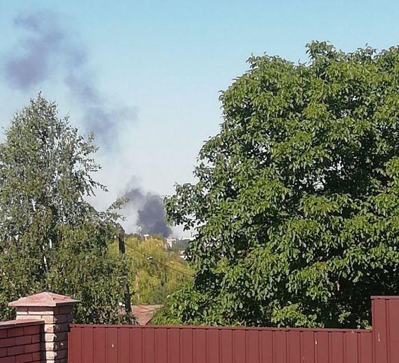 Новини Вінниці - фото з На Тяжилові стовп чорного диму: що горить? На Тяжилові стовп чорного диму: що горить?, фото №4 на сайті 20minut.ua