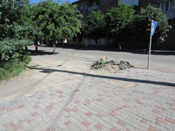 Новини Козятина - фото з Асенізаторська машина залишає на поворотах не гарний слід Асенізаторська машина залишає на поворотах не гарний слід, фото №9 на сайті 20minut.ua