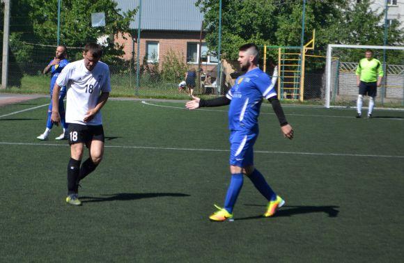 Міні-футбольна ВСІМ Бізнес-ліга: визначилася вісімка кращих команд, фото №4 на сайті vsim.ua