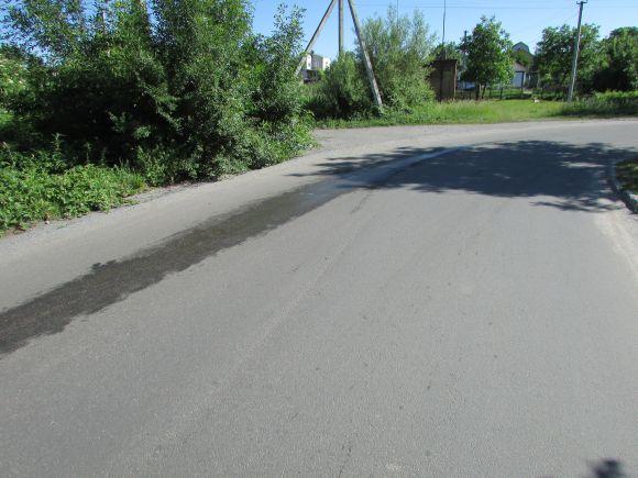 Новини Козятина - фото з Асенізаторська машина залишає на поворотах не гарний слід Асенізаторська машина залишає на поворотах не гарний слід, фото №3 на сайті 20minut.ua