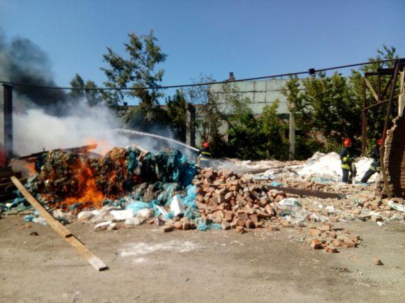 ДТП та пожежа на Тяжилові, аварія по Пирогова: відео за понеділок, фото №3 на сайті 20minut.ua