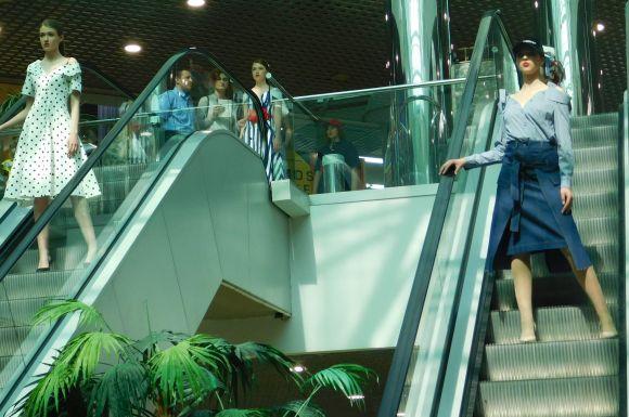 Гуру краси і стилю в Хмельницькому: як зустрічали модного українського дизайнера Андре Тана (новини компаній), фото №16 на сайті vsim.ua