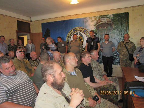 Пройшов рік, як намагалися люструвати голову сільради села Козятин, фото №2 на сайті 20minut.ua