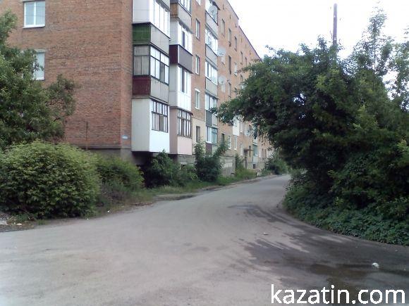 Новини Козятина - фото з Не доасфальтували вулицю Шевченка ще до Пузиря Не доасфальтували вулицю Шевченка ще до Пузиря, фото №13 на сайті 20minut.ua