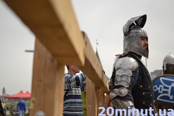 Новини Кам'янця-Подільського - фото з Масові середньовічні битви та лицарські турніри: у Кам’янці відбудеться «Форпост-2018» Масові середньовічні битви та лицарські турніри: у Кам’янці відбудеться «Форпост-2018», фото №1 на сайті 20minut.ua