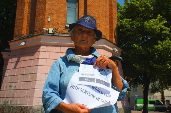 Новини Вінниці - фото з У Вінниці оголосили «червону картку» Кремлю та вимагали звільнити політув’язнених українців в РФ У Вінниці оголосили «червону картку» Кремлю та вимагали звільнити політув’язнених українців в РФ, фото №11 на сайті 20minut.ua