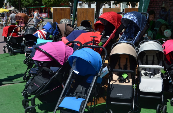 Весело, пізнавально і дуже смачно. У Хмельницькому відгуляли Свято дитинства, фото №3 на сайті vsim.ua