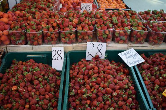 Ягідний сезон у розпалі. Які ціни на ринку, фото №2 на сайті 20minut.ua