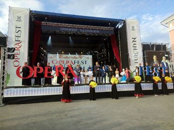 OPERAFEST TULCHYN: фест розпочався з фейерверку і конфеті, фото №2 на сайті 20minut.ua