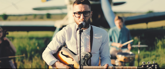 Новини Вінниці - фото з "Ми віримо в чудеса": вінницький гурт Jazzforacat зняв новий кліп "Ми віримо в чудеса": вінницький гурт Jazzforacat зняв новий кліп, фото №2 на сайті 20minut.ua