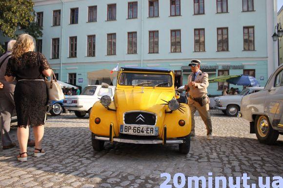 Новини Кам'янця-Подільського - фото з Кам’янець поринув у минуле: чим дивував «Ретрофест-2018» (ФОТОРЕПОРТАЖ) Кам’янець поринув у минуле: чим дивував «Ретрофест-2018» (ФОТОРЕПОРТАЖ), фото №12 на сайті 20minut.ua