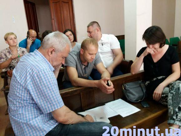 Новини Тернополя - фото з Екс-прокурор Юрій Ковалик, який в ДТП вбив людину, нарешті з’явився в суд Екс-прокурор Юрій Ковалик, який в ДТП вбив людину, нарешті з’явився в суд, фото №1 на сайті 20minut.ua