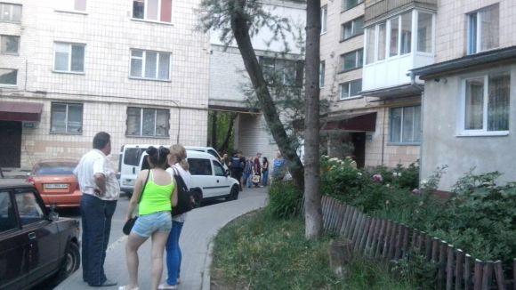 Новини Тернополя - фото з На вулиці Лепкого у Тернополі чоловік випав з 5-го поверху На вулиці Лепкого у Тернополі чоловік випав з 5-го поверху, фото №1 на сайті 20minut.ua