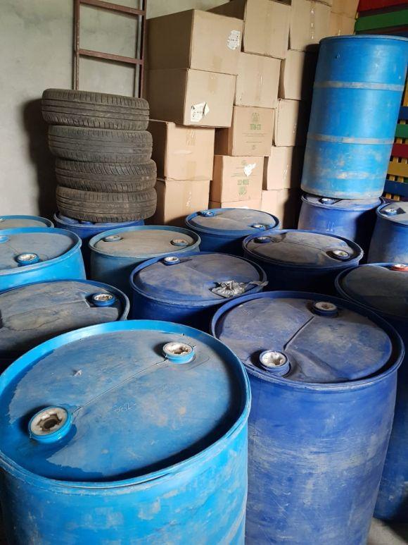 У Кам`янці викрили злочинну групу, яка виготовляла і збувала фальсифікований алкоголь (ФОТО), фото №1 на сайті 20minut.ua