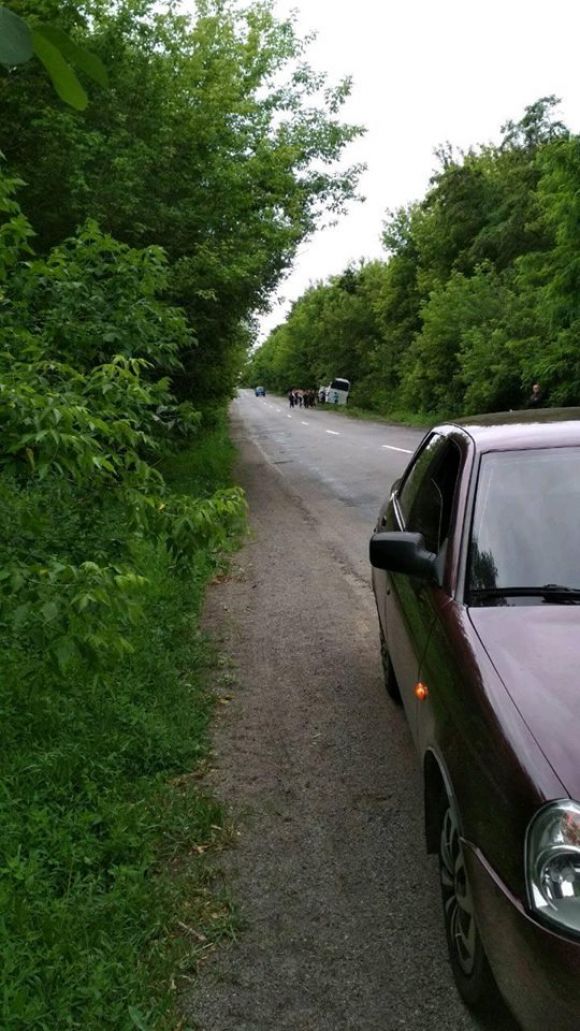 Новини Вінниці - фото з На Вінниччині у кювет з'їхав автобус з людьми На Вінниччині у кювет з'їхав автобус з людьми, фото №2 на сайті 20minut.ua