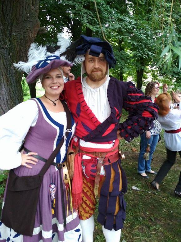 Бої середньовічних  лицарів, вишита 3-метрова карта та частування борщем  - таким було  свято Замку в Теребовлі, фото №5 на сайті 20minut.ua