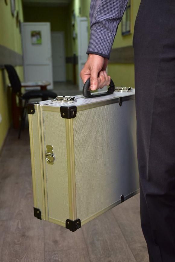 Новини Вінниці - фото з Незабаром вінничани зможуть викликати працівника Прозорого офісу додому Незабаром вінничани зможуть викликати працівника Прозорого офісу додому, фото №3 на сайті 20minut.ua