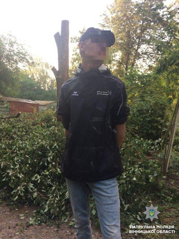 На Станіславського 18-річний вінничанин обікрав автомобіль, фото №1 на сайті 20minut.ua