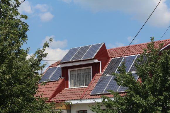 Заробляти на сонячних панелях. Перспективно або дорога іграшка?, фото №1 на сайті 20minut.ua