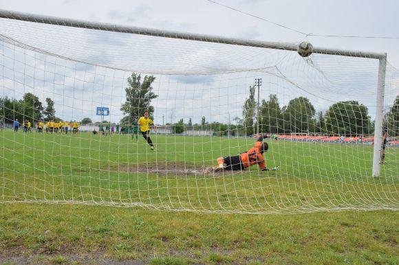 Новини Вінниці - фото з Юні футболісти з Вінниччини обіграли професійних спортсменів із Молдови (Прес-служба ГО «Соціальний центр МХП») Юні футболісти з Вінниччини обіграли професійних спортсменів із Молдови (Прес-служба ГО «Соціальний центр МХП»), фото №2 на сайті 20minut.ua