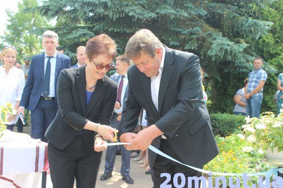 Новини Тернополя - фото з У селі на Тернопільщині школярі можуть спостерігати за планетами, кометами та астероїдами У селі на Тернопільщині школярі можуть спостерігати за планетами, кометами та астероїдами, фото №3 на сайті 20minut.ua