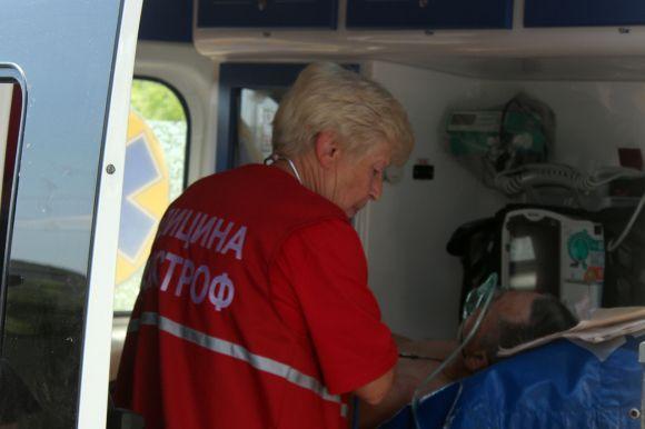 У Лезневому ледь не потонула ціла сім'я. Людей врятував випадковий перехожий, фото №2 на сайті vsim.ua