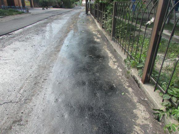 Новини Козятина - фото з Знову нову дорогу кладуть на пісок Знову нову дорогу кладуть на пісок, фото №3 на сайті 20minut.ua