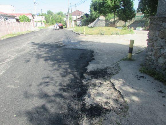 Новини Козятина - фото з Знову нову дорогу кладуть на пісок Знову нову дорогу кладуть на пісок, фото №4 на сайті 20minut.ua