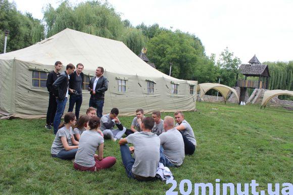 Тернопільські студенти створили власну державу у парку "Топільче", фото №3 на сайті 20minut.ua