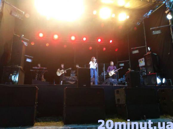 Новини Кам'янця-Подільського - фото з «Respublica Family Fest» у Кам’янці: дні якісної музики для сімейного відпочинку (ФОТО) «Respublica Family Fest» у Кам’янці: дні якісної музики для сімейного відпочинку (ФОТО), фото №6 на сайті 20minut.ua