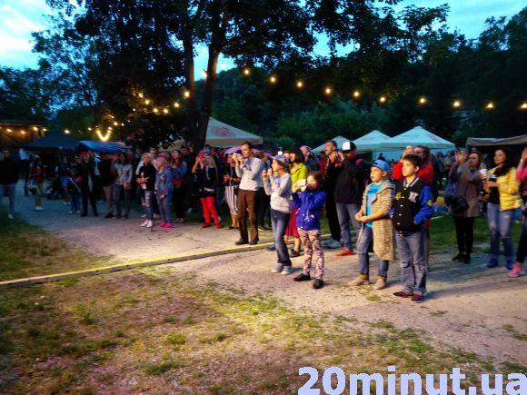 Новини Кам'янця-Подільського - фото з «Respublica Family Fest» у Кам’янці: дні якісної музики для сімейного відпочинку (ФОТО) «Respublica Family Fest» у Кам’янці: дні якісної музики для сімейного відпочинку (ФОТО), фото №7 на сайті 20minut.ua