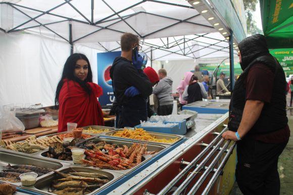 Міський пікнік біля «Локомотиву»: багато м’яса, мало відвідувачів, фото №4 на сайті 20minut.ua