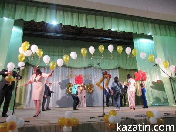 Випускний вечір-2018 у школі №1, фото №1 на сайті 20minut.ua