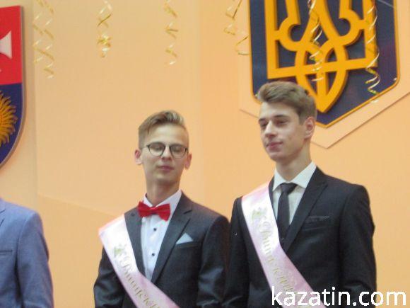 Випускний вечір-2018 у школі №2, фото №10 на сайті 20minut.ua