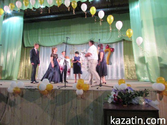 Випускний вечір-2018 у школі №1, фото №48 на сайті 20minut.ua