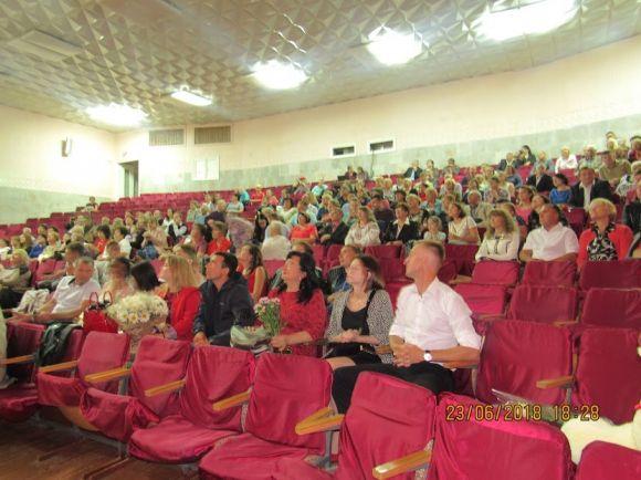 Випускний бал-2018 у школі № 5  м. Козятина, фото №1 на сайті 20minut.ua