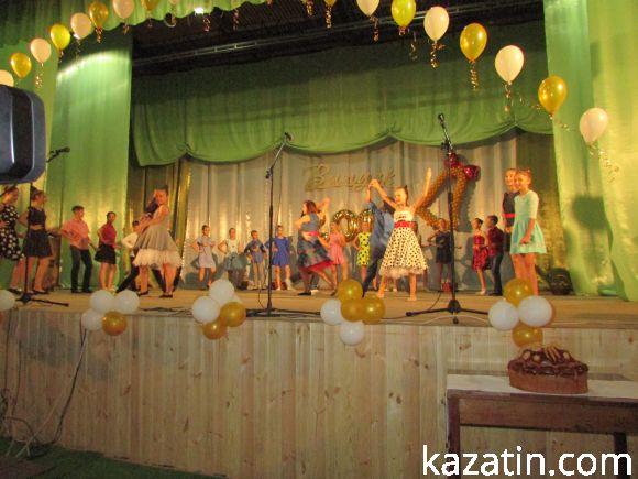 Випускний вечір-2018 у школі №1, фото №22 на сайті 20minut.ua