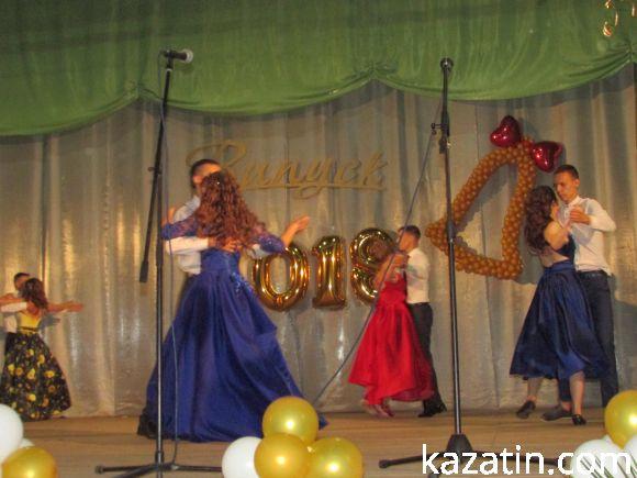 Випускний вечір-2018 у школі №1, фото №43 на сайті 20minut.ua