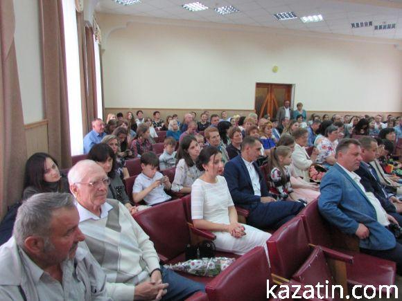 Випускний вечір-2018 у школі №2, фото №3 на сайті 20minut.ua