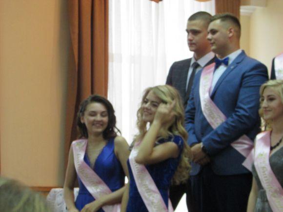 Випускний вечір-2018 у школі №2, фото №14 на сайті 20minut.ua