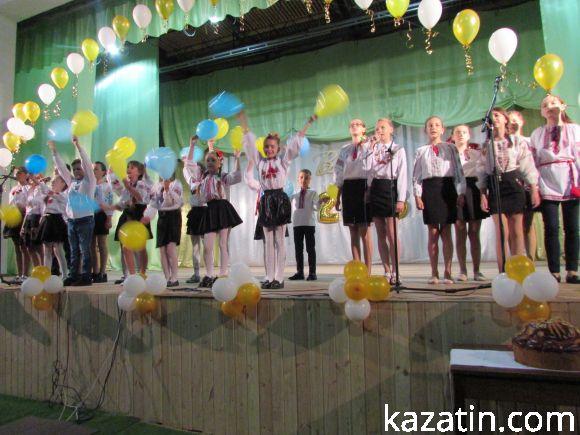 Випускний вечір-2018 у школі №1, фото №16 на сайті 20minut.ua